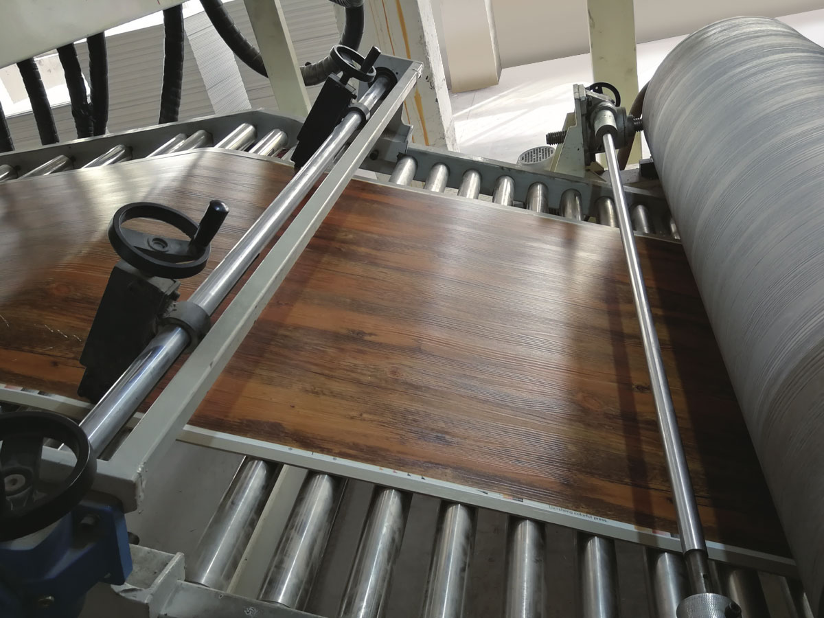 Líne Táirgeadh Flooring PVC/WPC/SPC